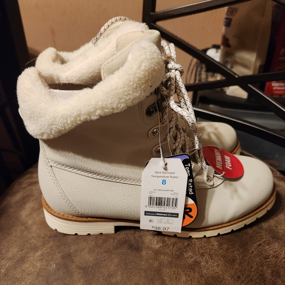 Women's White Winter Boots